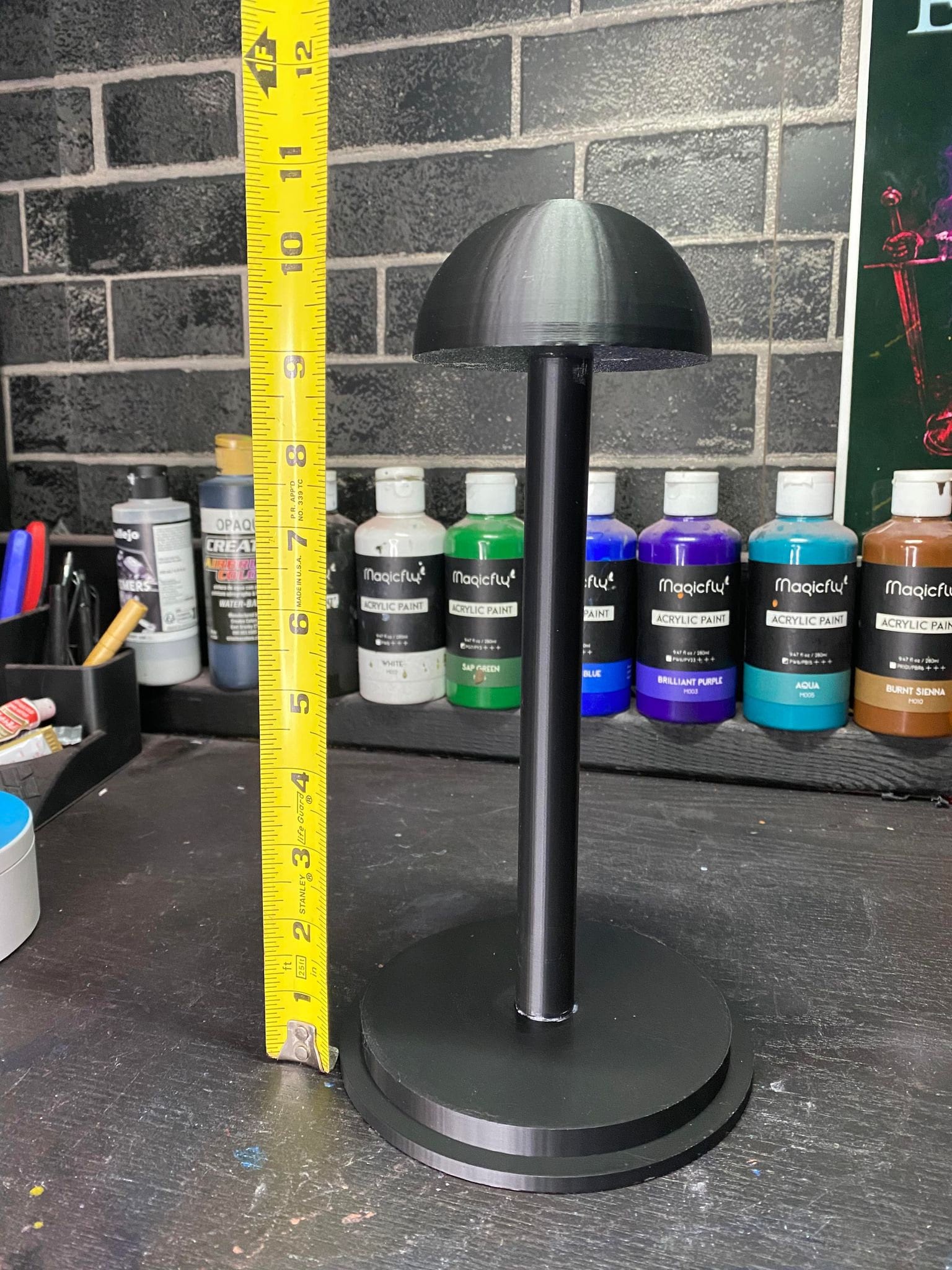 Simple Cosplay Helmet Display Stand