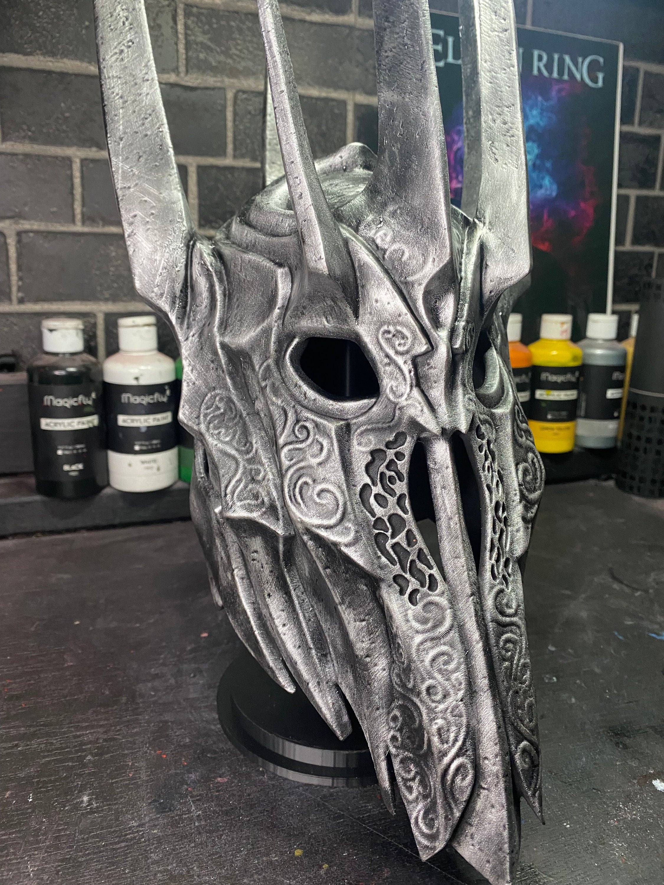 Lord of the Rings -Sauron - Wearable Helmet / Display