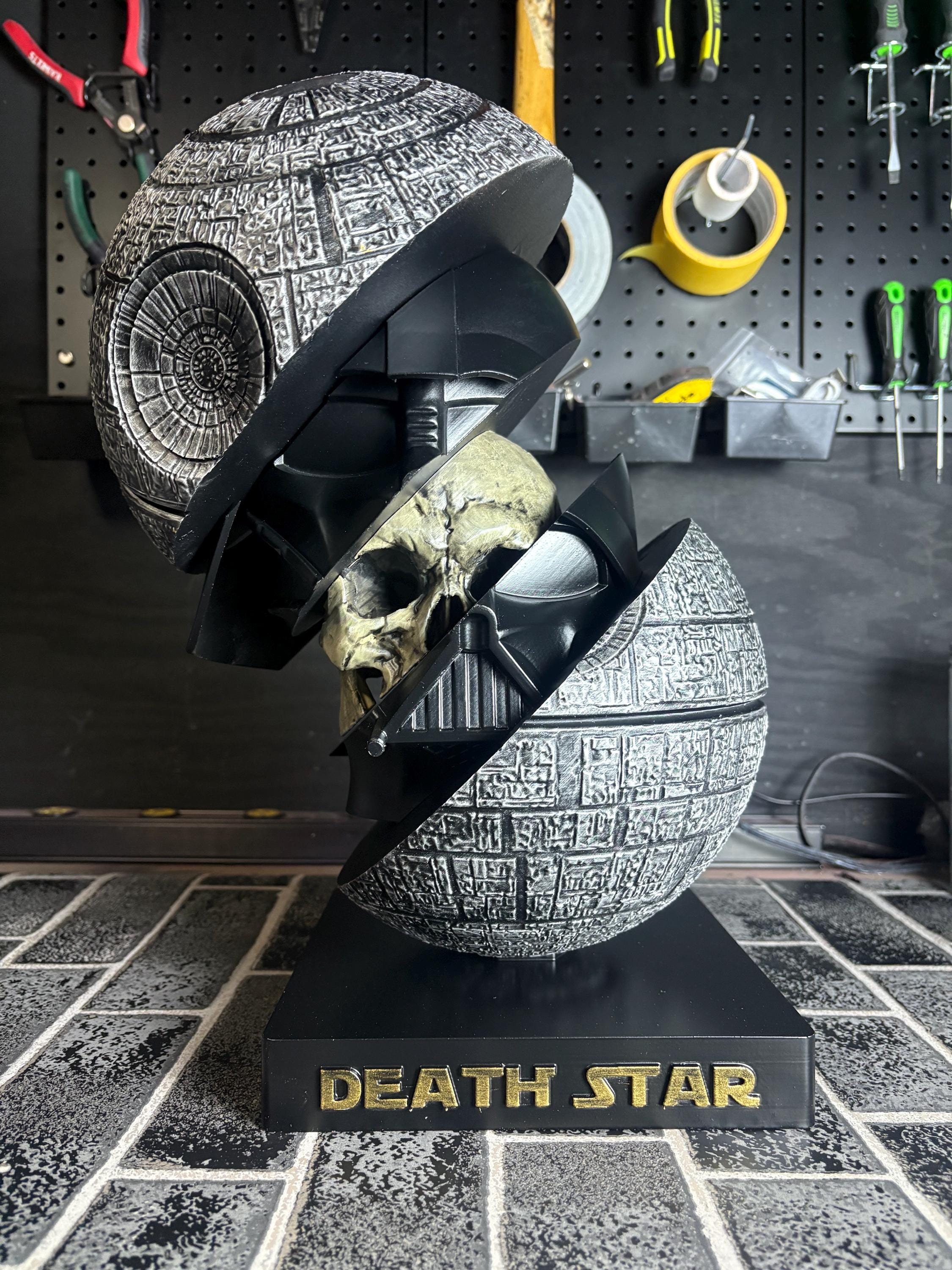 Darth Vader - DeathStar Statue - Starwars Display 8" tall