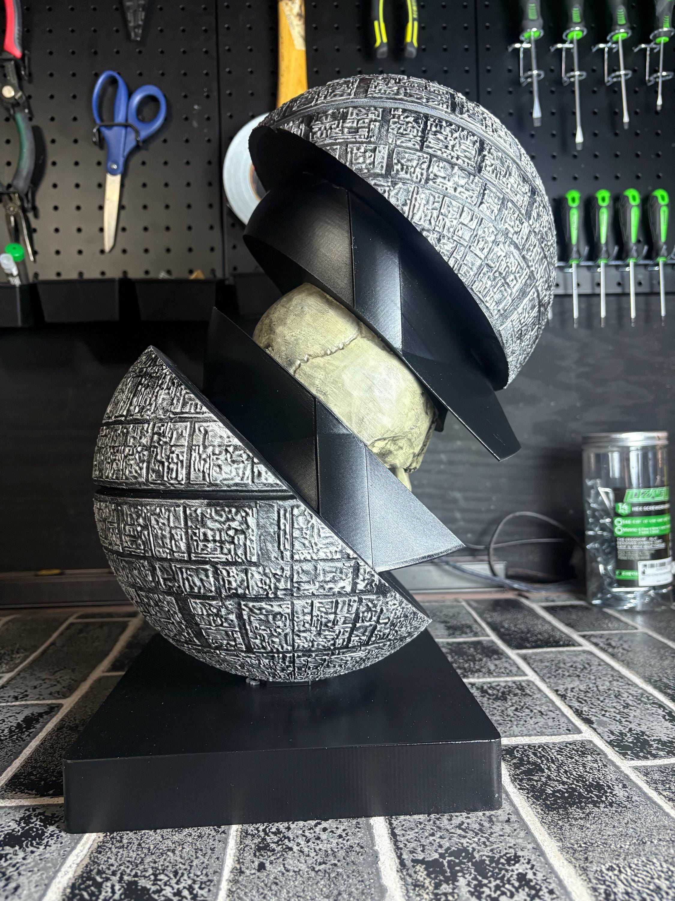 Darth Vader - DeathStar Statue - Starwars Display 8" tall