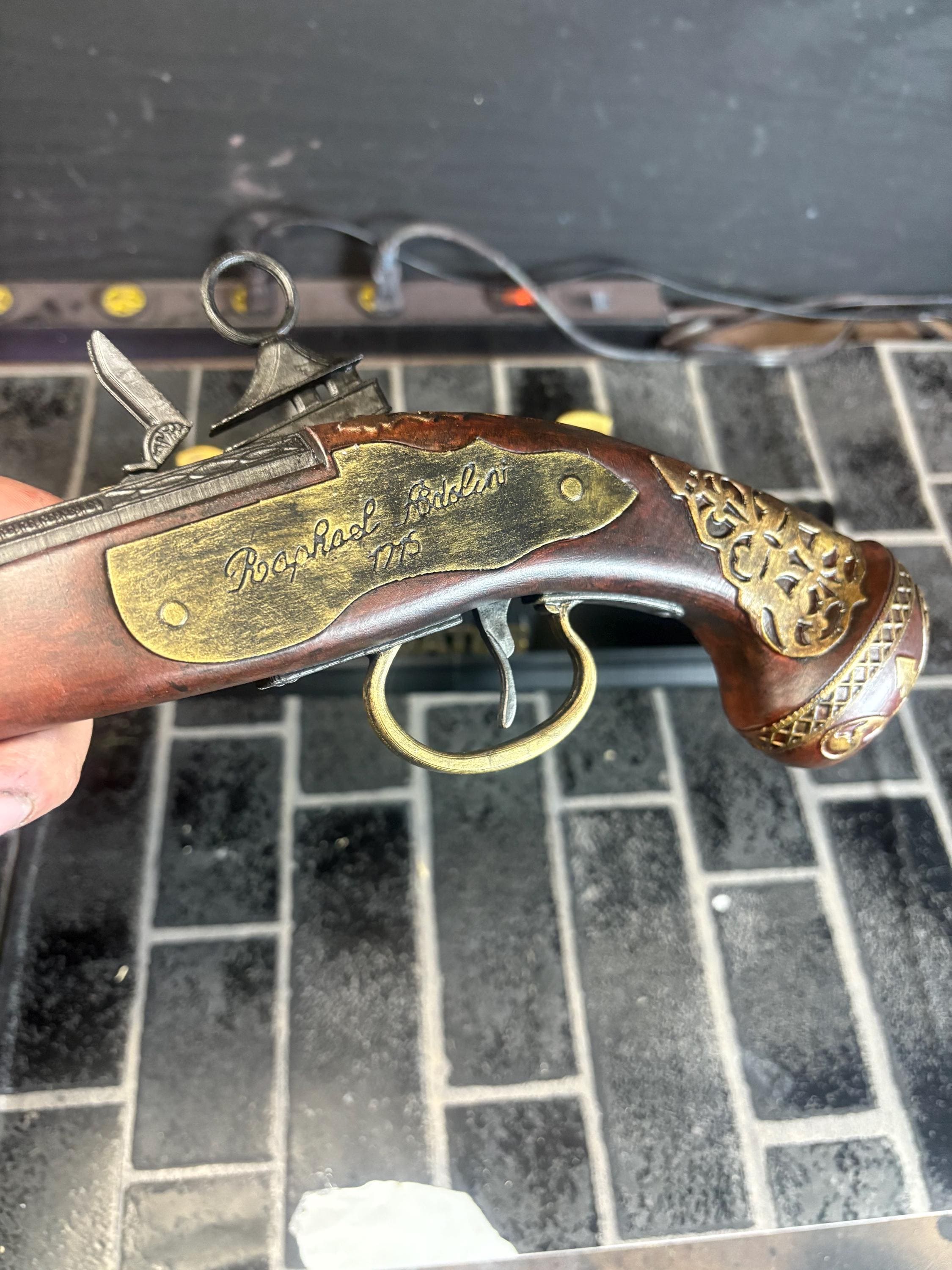 Flintlock Pistol Prop / Predator / display piece
