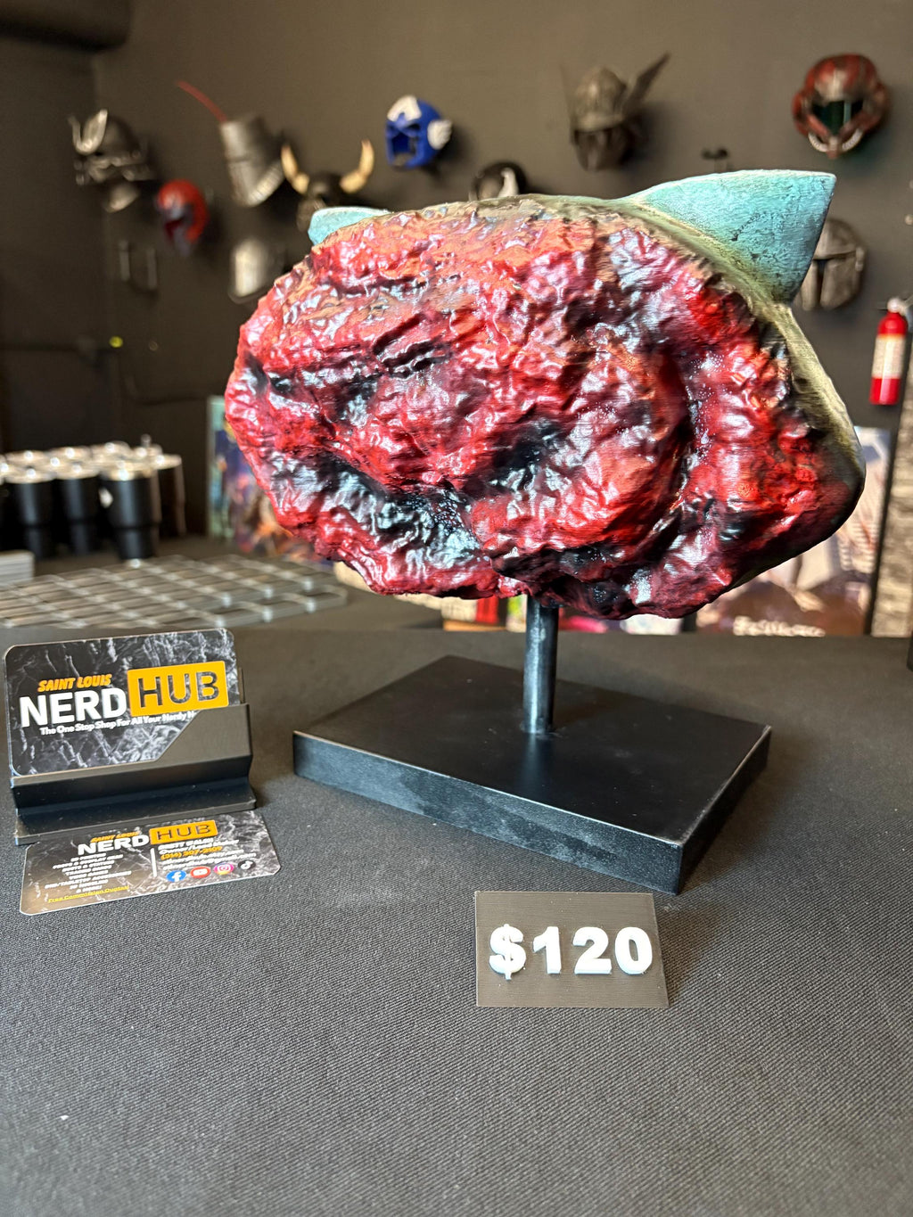 Slain Venusaur Head Display Statue – Anime Statue Decor