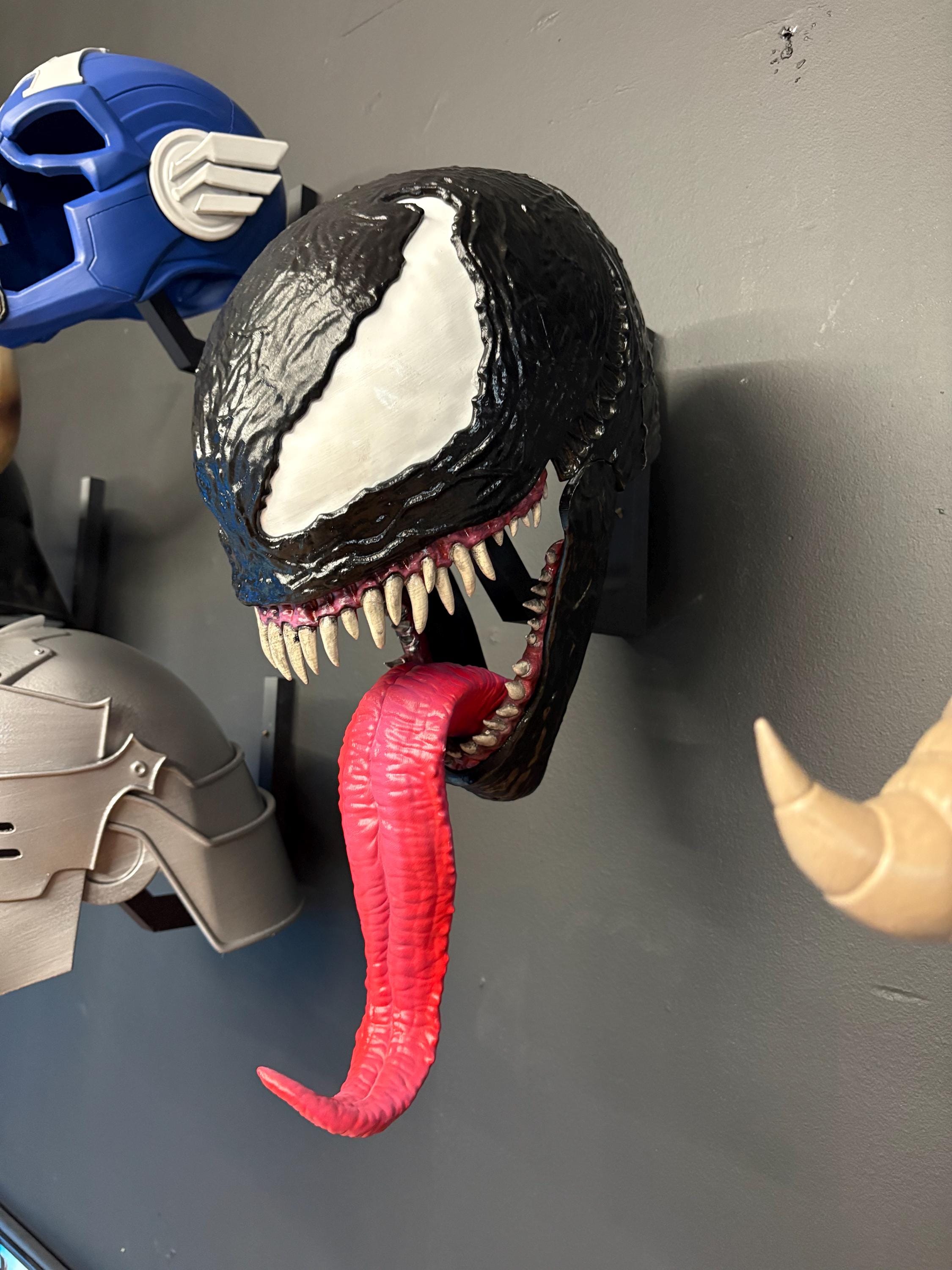 Wearable Venom Cosplay Helmet