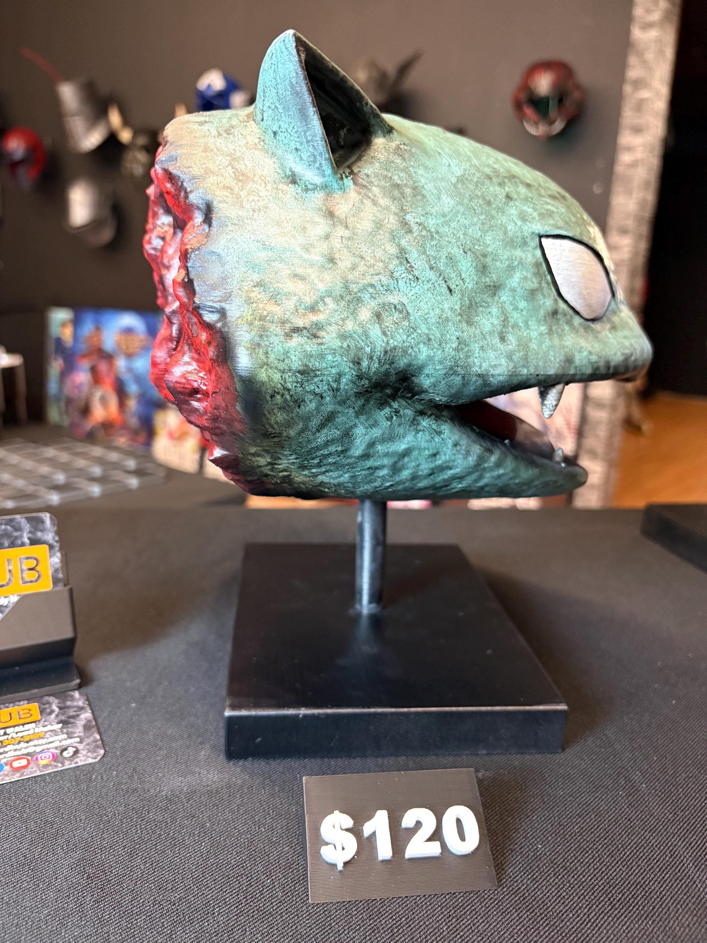 Slain Venusaur Head Display Statue – Anime Statue Decor